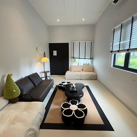 Zen Retreat Glass Pool Villa Taiping Extérieur photo